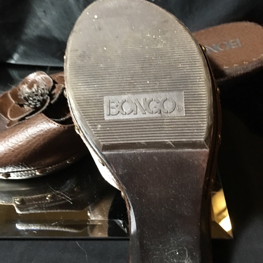 Heels - Picture 2 of 2